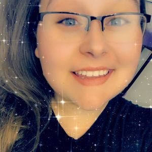 Meet your Posher, Katelyn